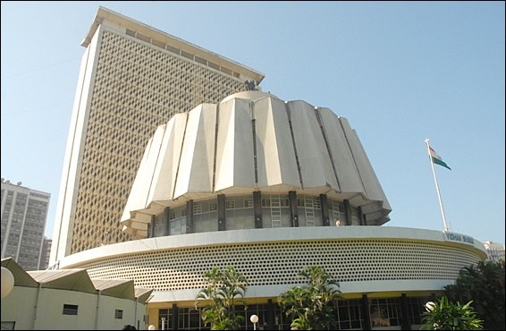 Maharashtra Assembly passes bill to make Marathi mandatory